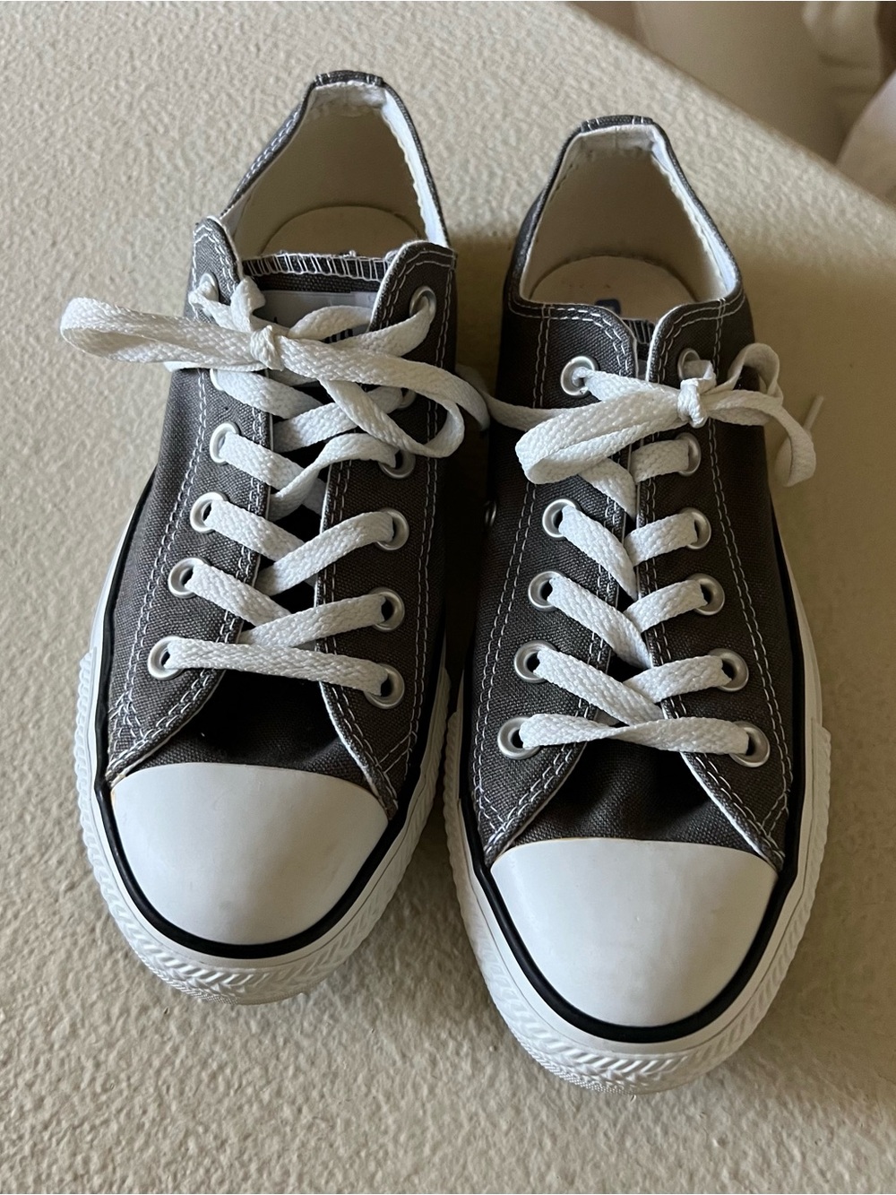Converse All Star Low Top Sneakers in Gray and White